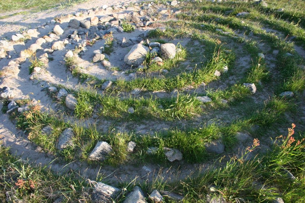 лабиринт на Соловках, кто построил и зачем.JPG